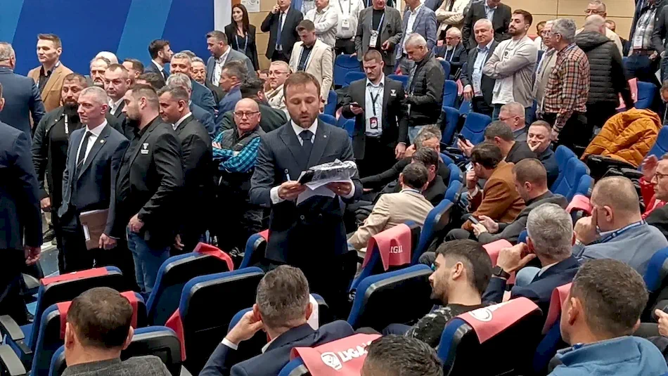 Ilie Drăgan în sala alegerilor FRF 2026